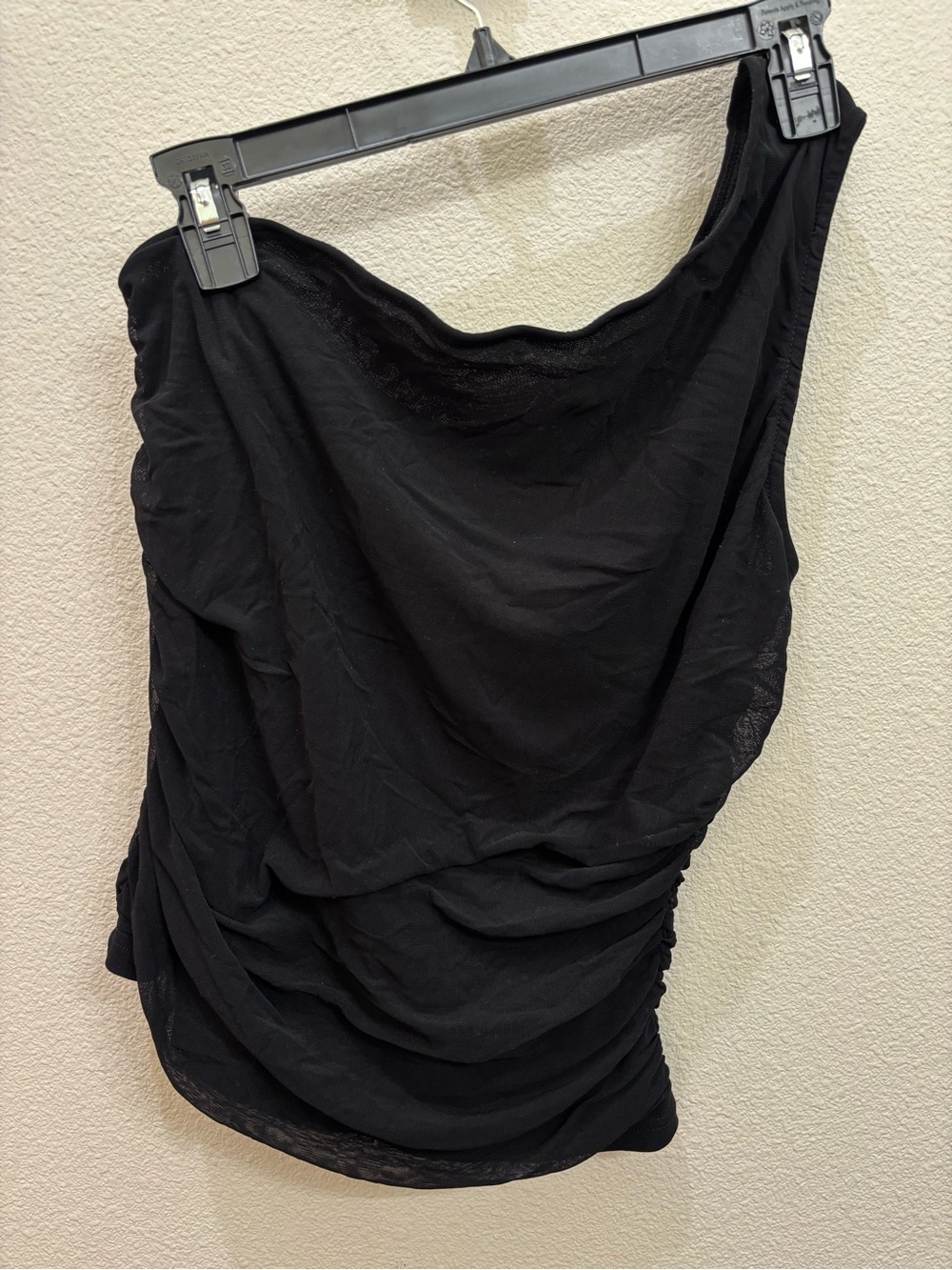Black Ruched One-Shoulder Women's Tank Top